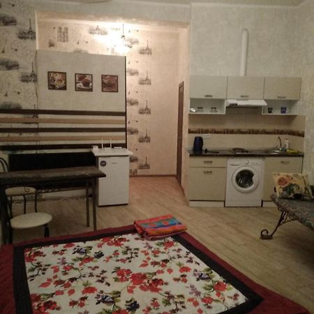 Студия Французский Бульвар 39 Charkiv Esterno foto